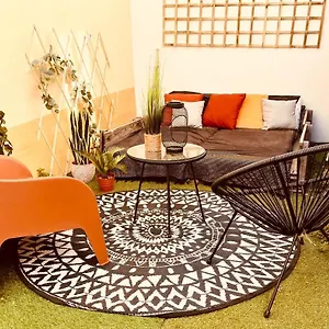 Appartement Le Jardin De Camille, Hyères