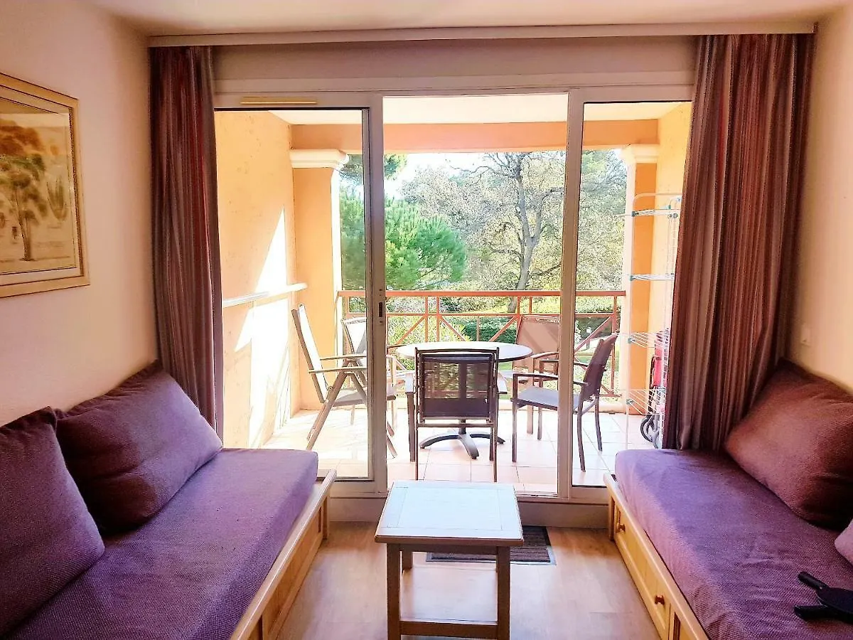 Appartement Ecrins de la Badine- pinède à Hyères